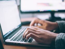 Shutdown vs Sleep: Mana yang Lebih Efisien untuk Laptop?