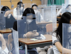 Korea Selatan Larang Penggunaan Smartphone di Sekolah